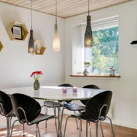 Epke - 250m From The Sea By Interhome Feriehus *