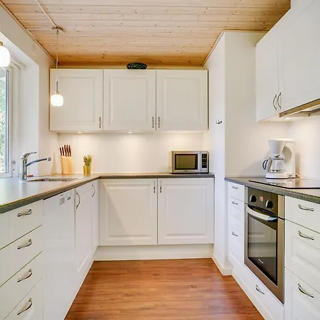Epke - 250m From The Sea By Interhome 보르콥