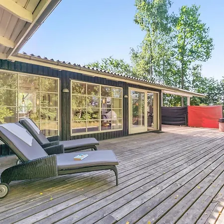 펜션 Epke - 250m From The Sea By Interhome 보르콥