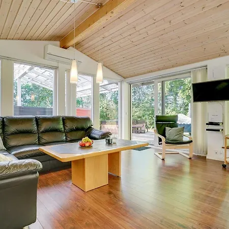 Epke - 250m From The Sea By Interhome 보르콥